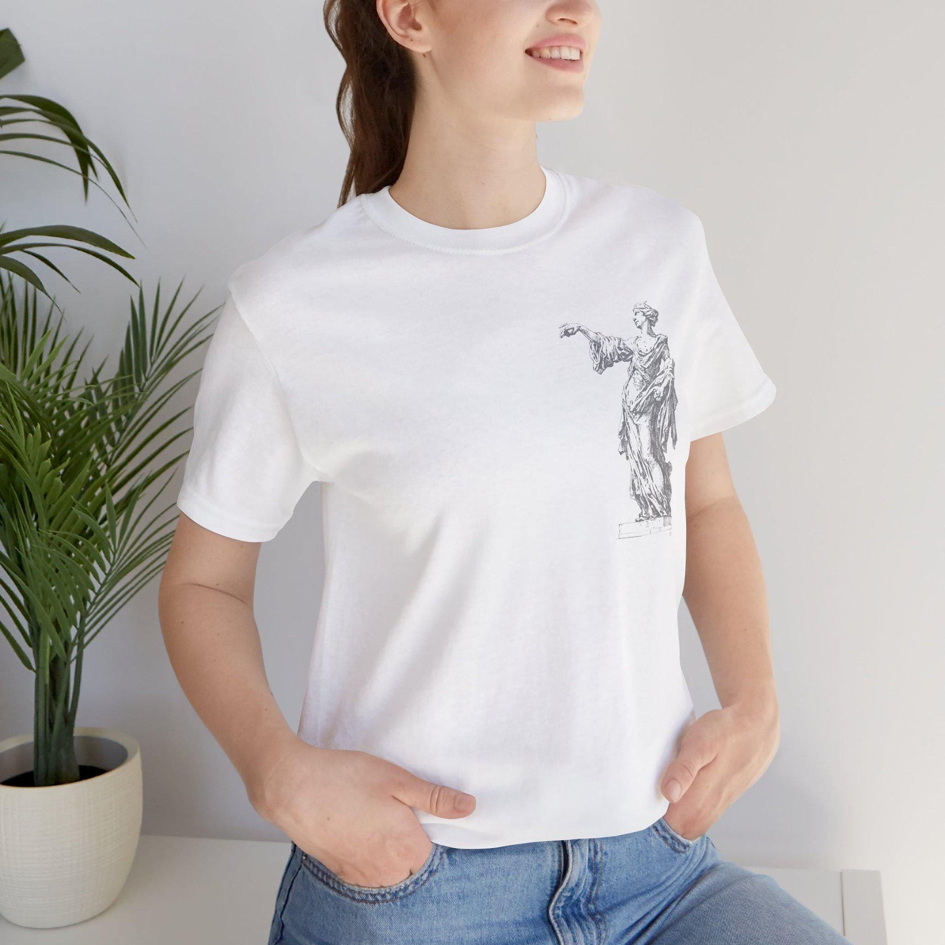 ANTIQUE LADY, Copy of Vintage-Inspired Graphic Tee with Illustration, Casual Wear, Gift, Art Lovers, Perfect for Summer Outings, tatto