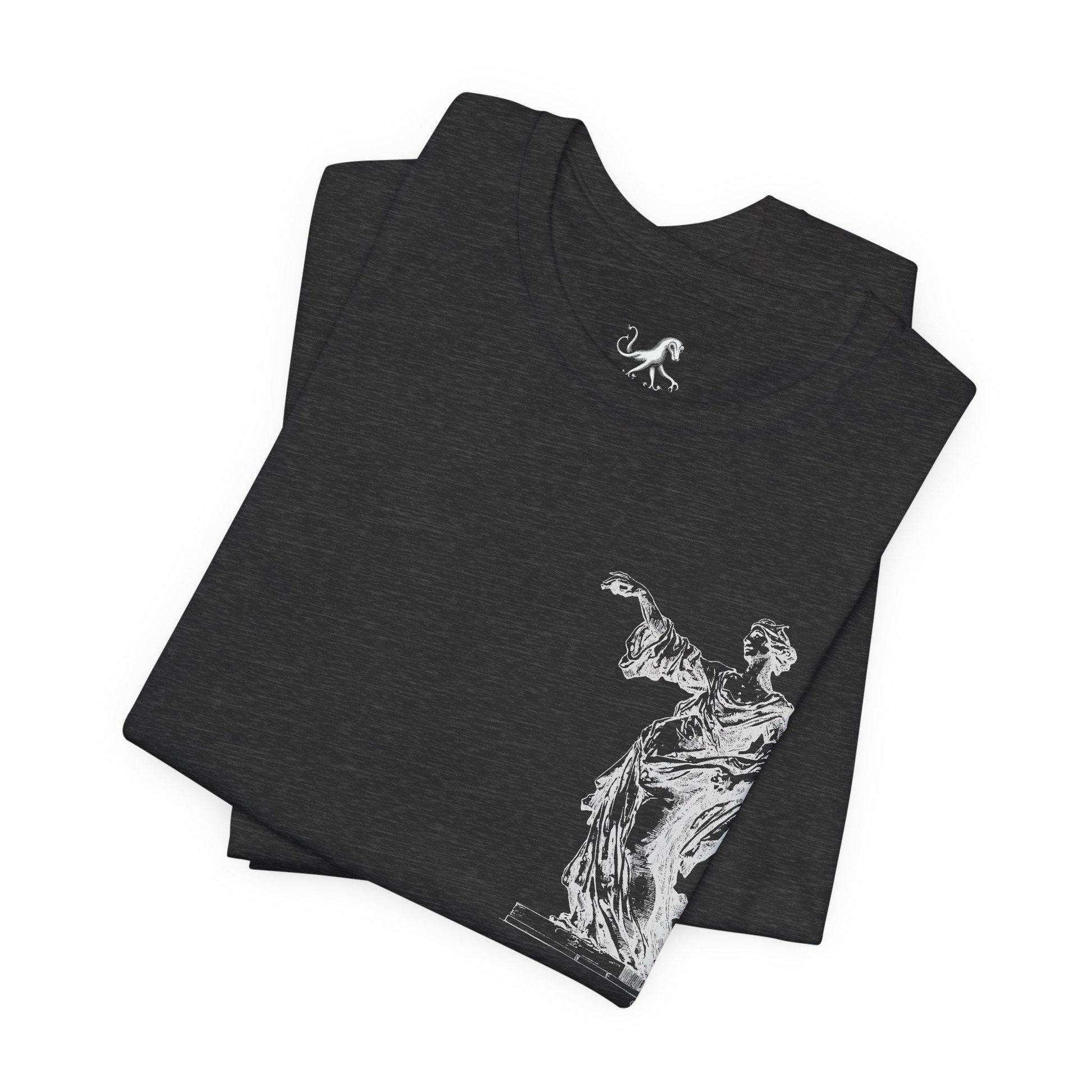 ANTIQUE LADY, Copy of Vintage-Inspired Graphic Tee with Illustration, Casual Wear, Gift, Art Lovers, Perfect for Summer Outings, tatto